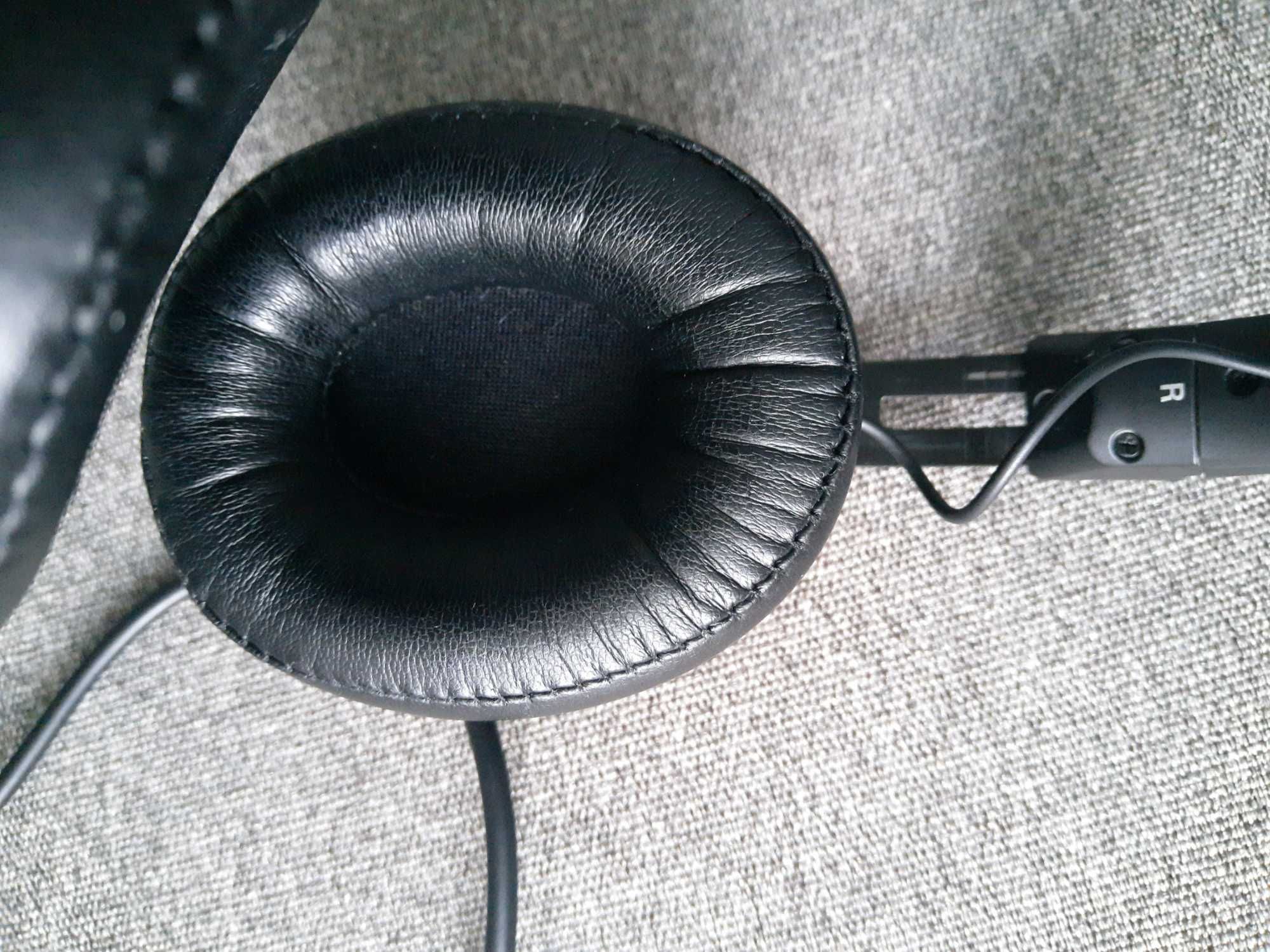 Навушники Audio-Technica ATH-M60x