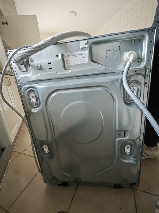 Máquina de Encastrar em moveis Lavar Roupa Bosch A+++ (PVP 800€)