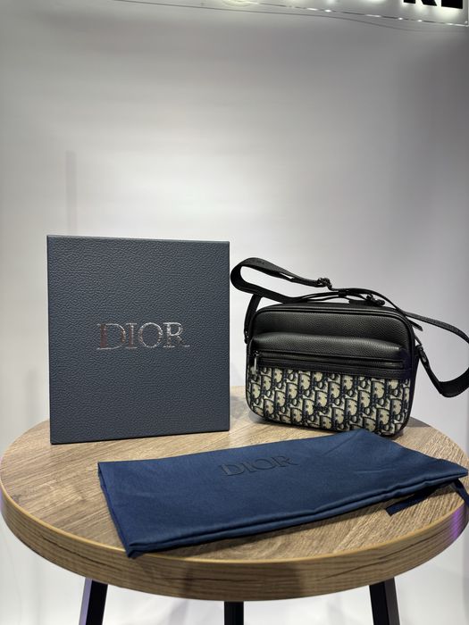 Неймовірні Сумки dior
