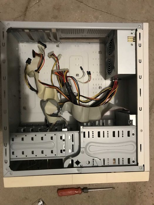 Корпус + Блок живлення на 300w