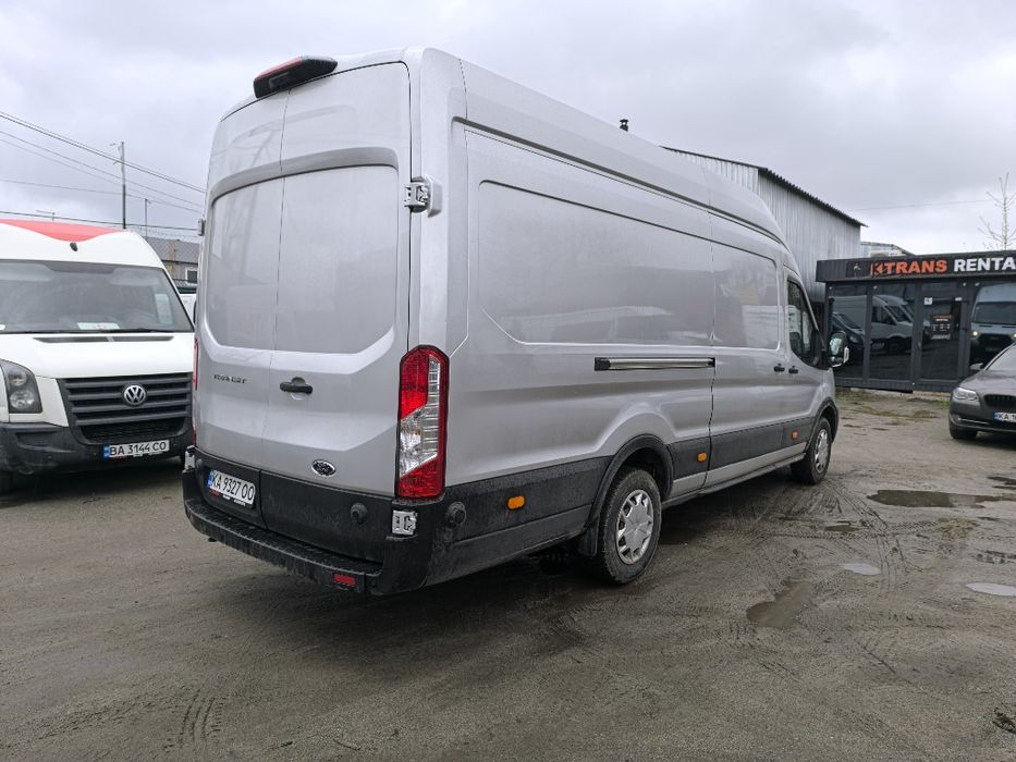 Оренда прокат вантажного авто буса Ford Transit