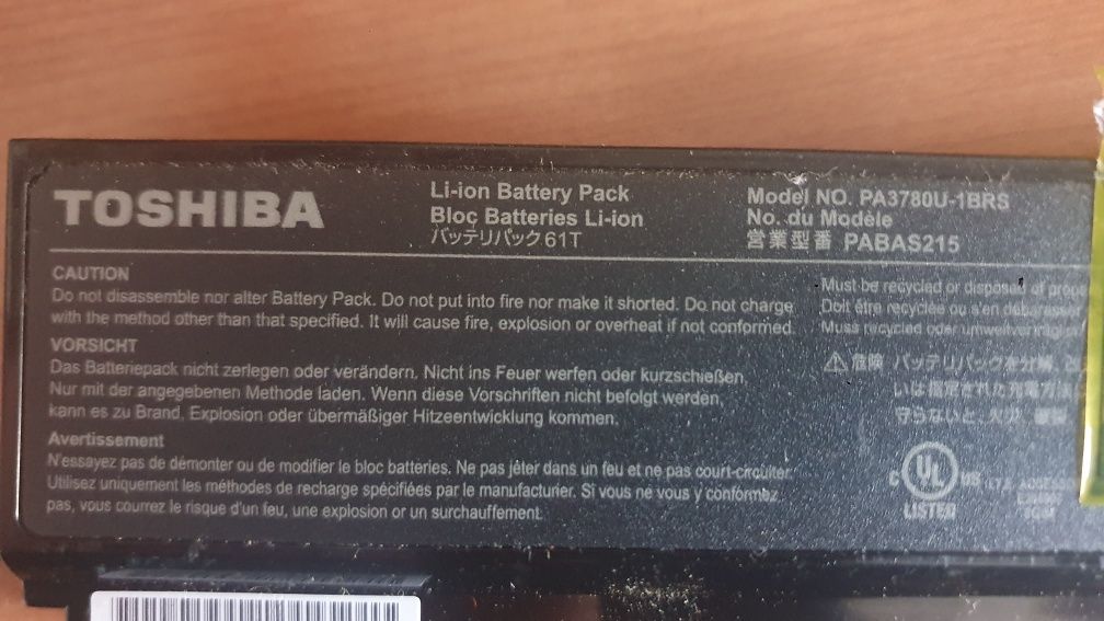 TOSHIBA Li-on Battery Pack