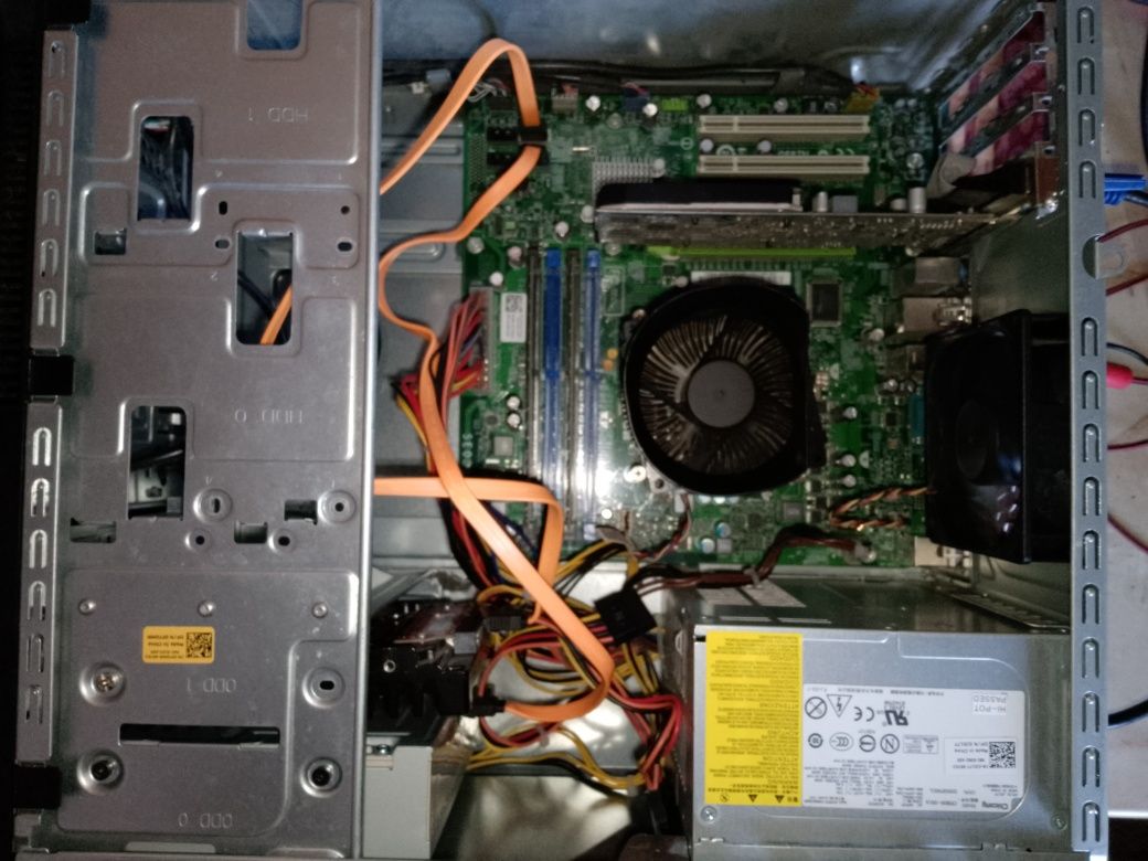 Komputer Dell vostro 430 - intel core I5 - GT 220