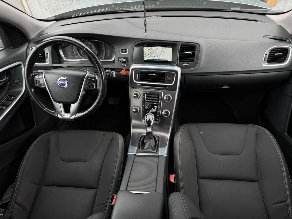Volvo v60 d4 2.0d 181KM