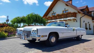 Samochód na wesele do ślubu Cadillac Eldorado Cabriolet Teledysk sesja