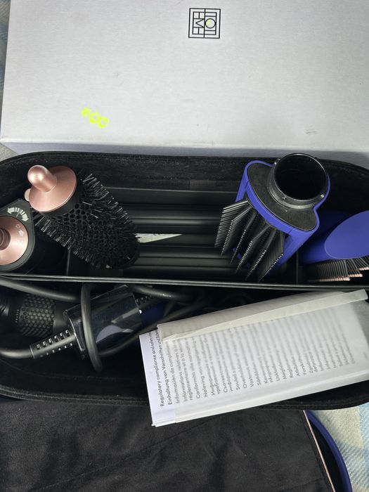 Dyson Airwrap набір в ідеальному стані