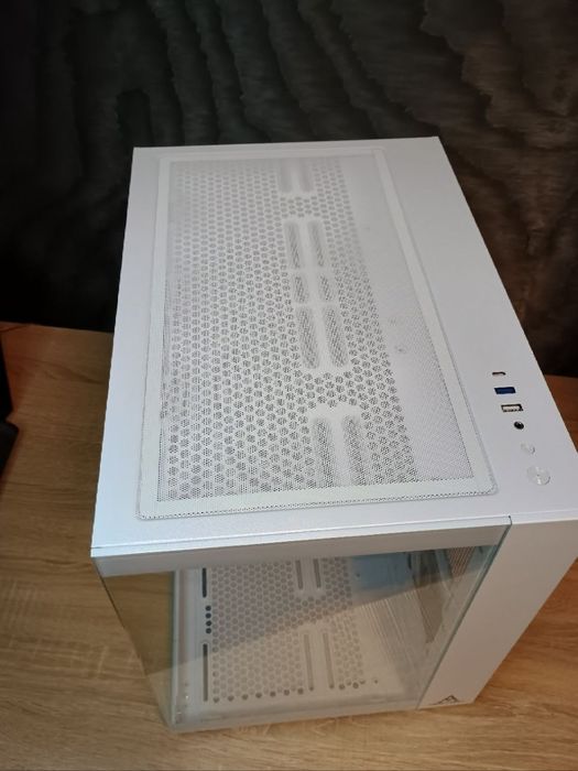 Компьютерный корпус MSI