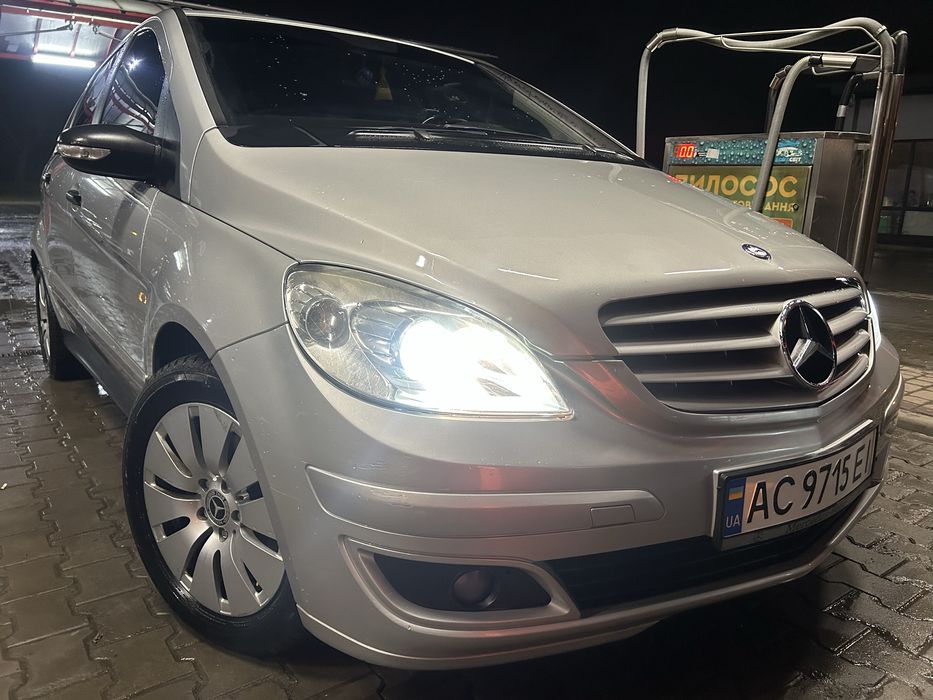 Mercedes-Benz 2006 рік, автомат. 1.7 бензин