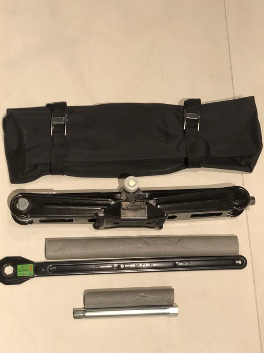 Домкрат в-во Іспанія