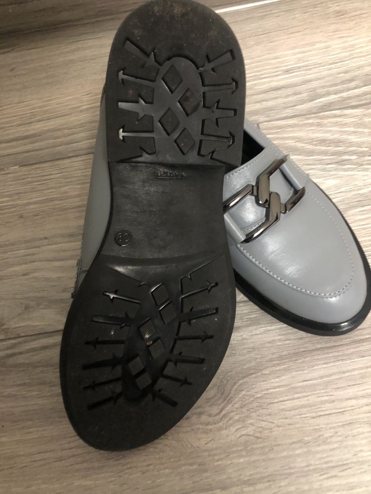 Туфлі лофери черевики