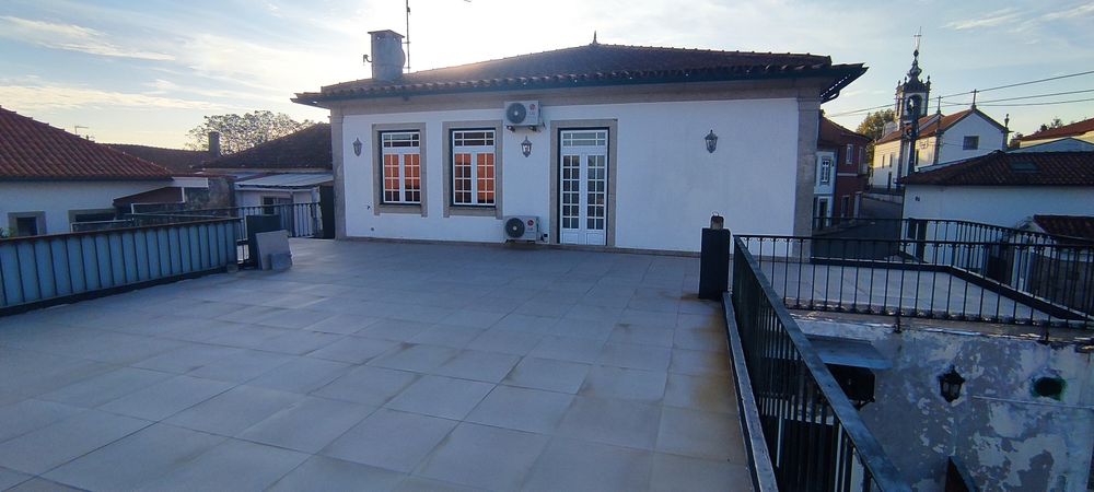 Apartamento T2 140M2 com terraço e ar-condicionado