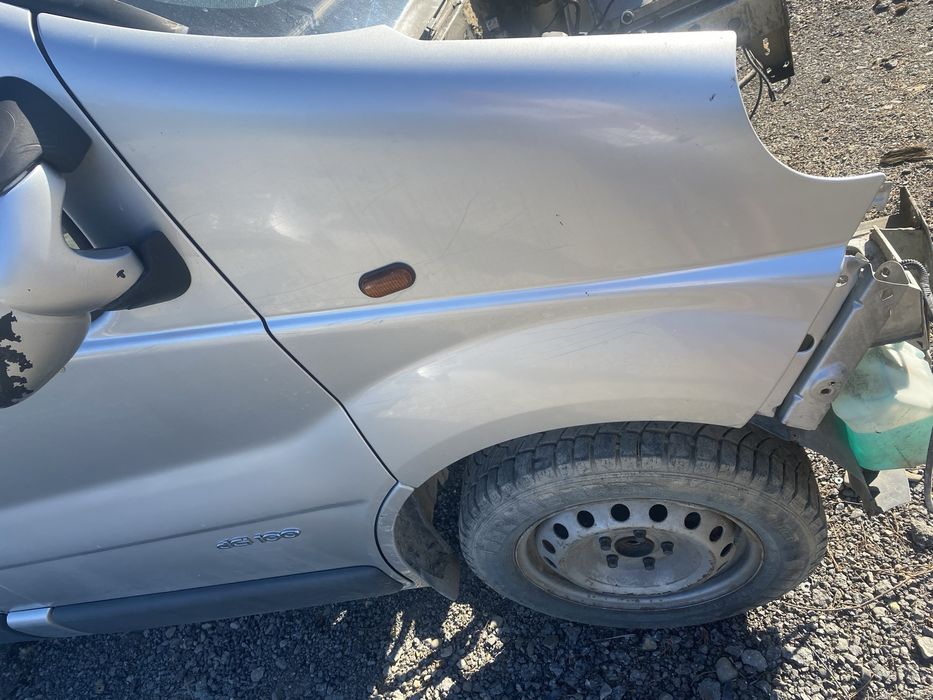 Blotnik przod prawy lewy trafic vivaro