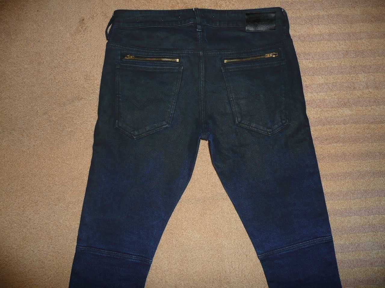 Spodnie dżinsy GUESS W32/L32=43,5/107cm jeansy