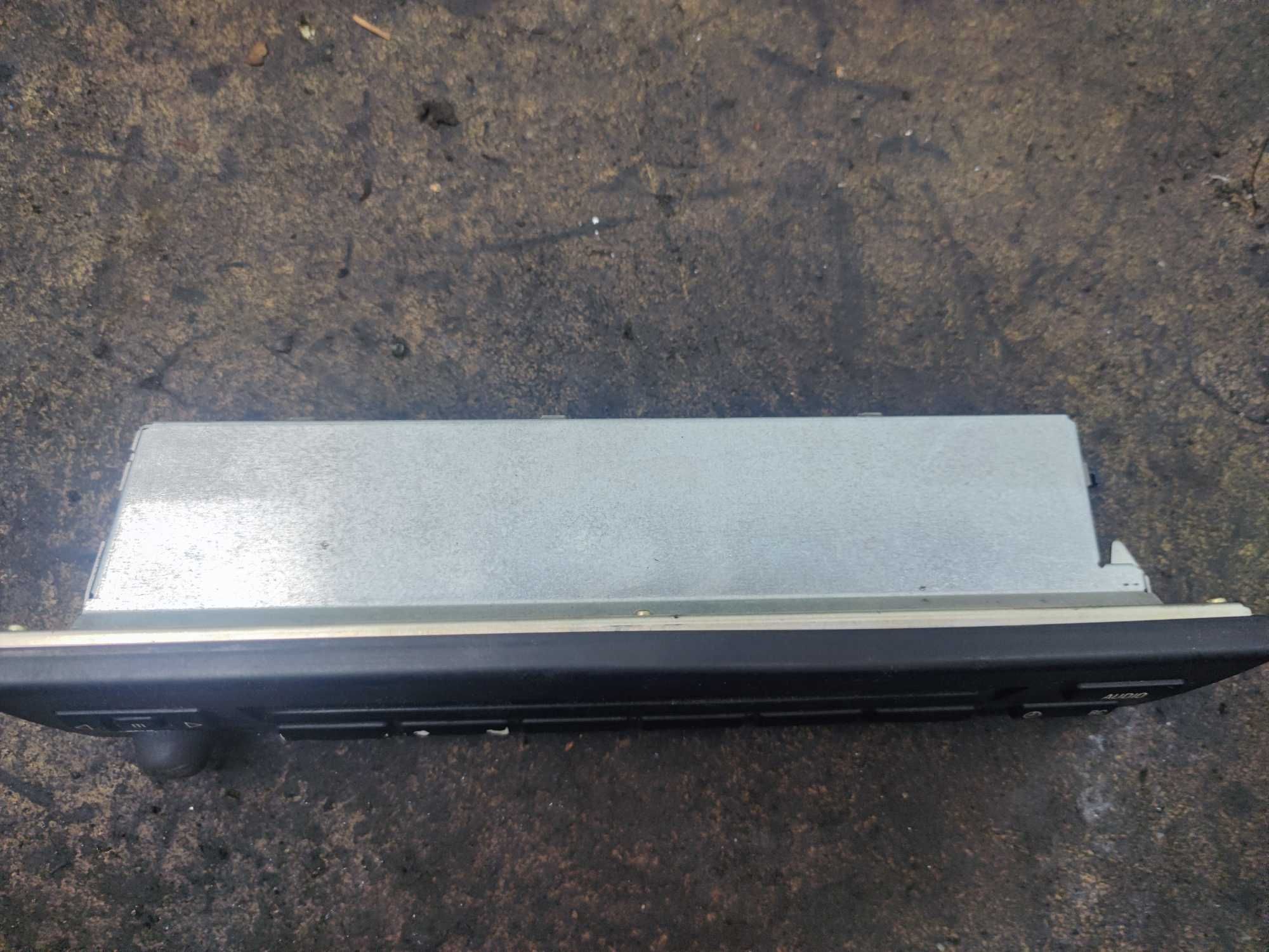 BMW 5 E39 Radio Wyświetlacz LCD Zegarek