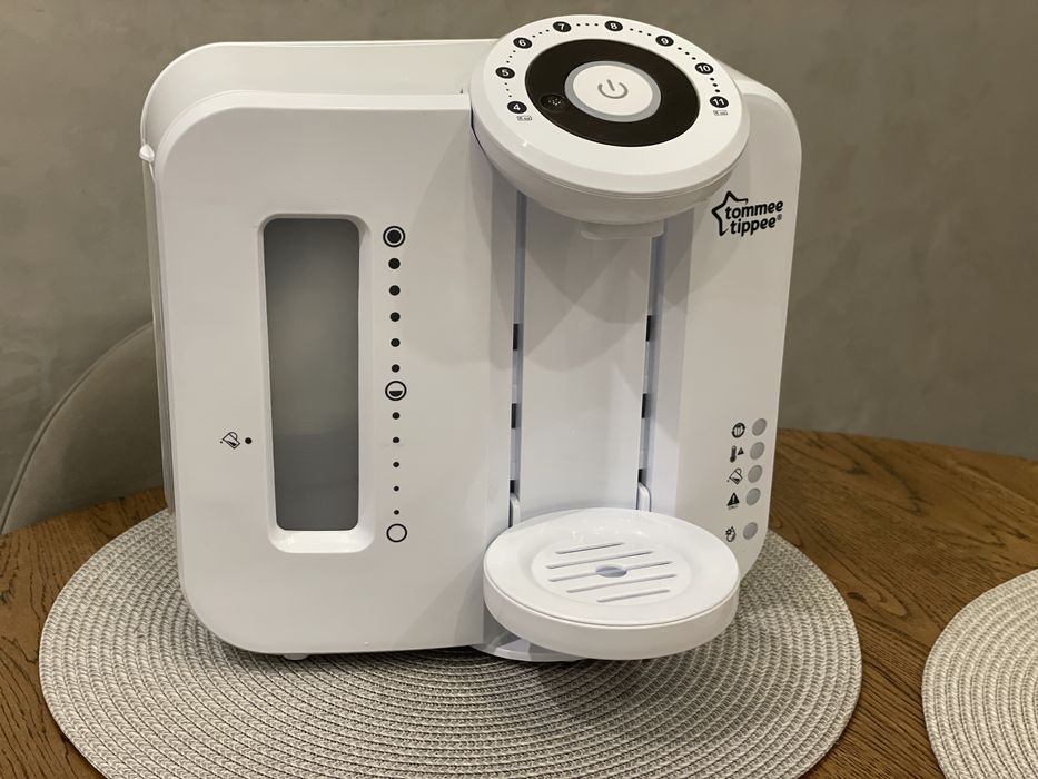 Машина для приготування суміші Tommee Tippee Perfect Prep
