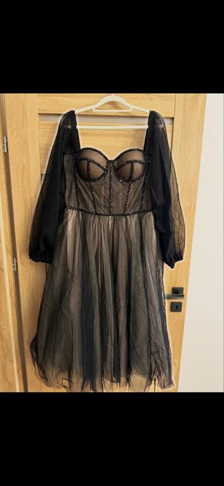 suknia wieczorowa bardzo piękna