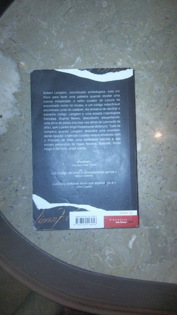 Vendo livro O código DaVinci