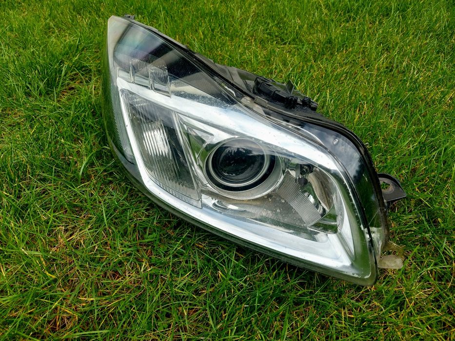 Reflektor lampa przód prawa lewa bi-xenon /europa/ Opel Insignia A
