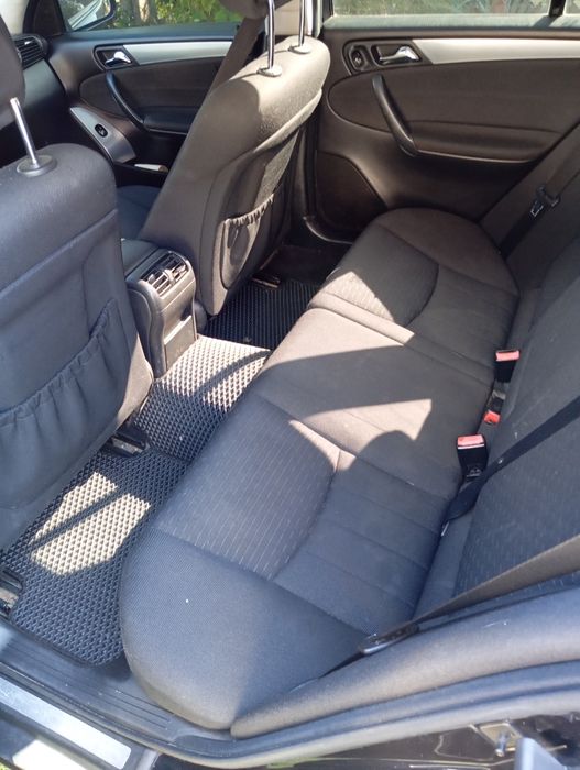 Продам авто Mersedes-bens  c- class 2006