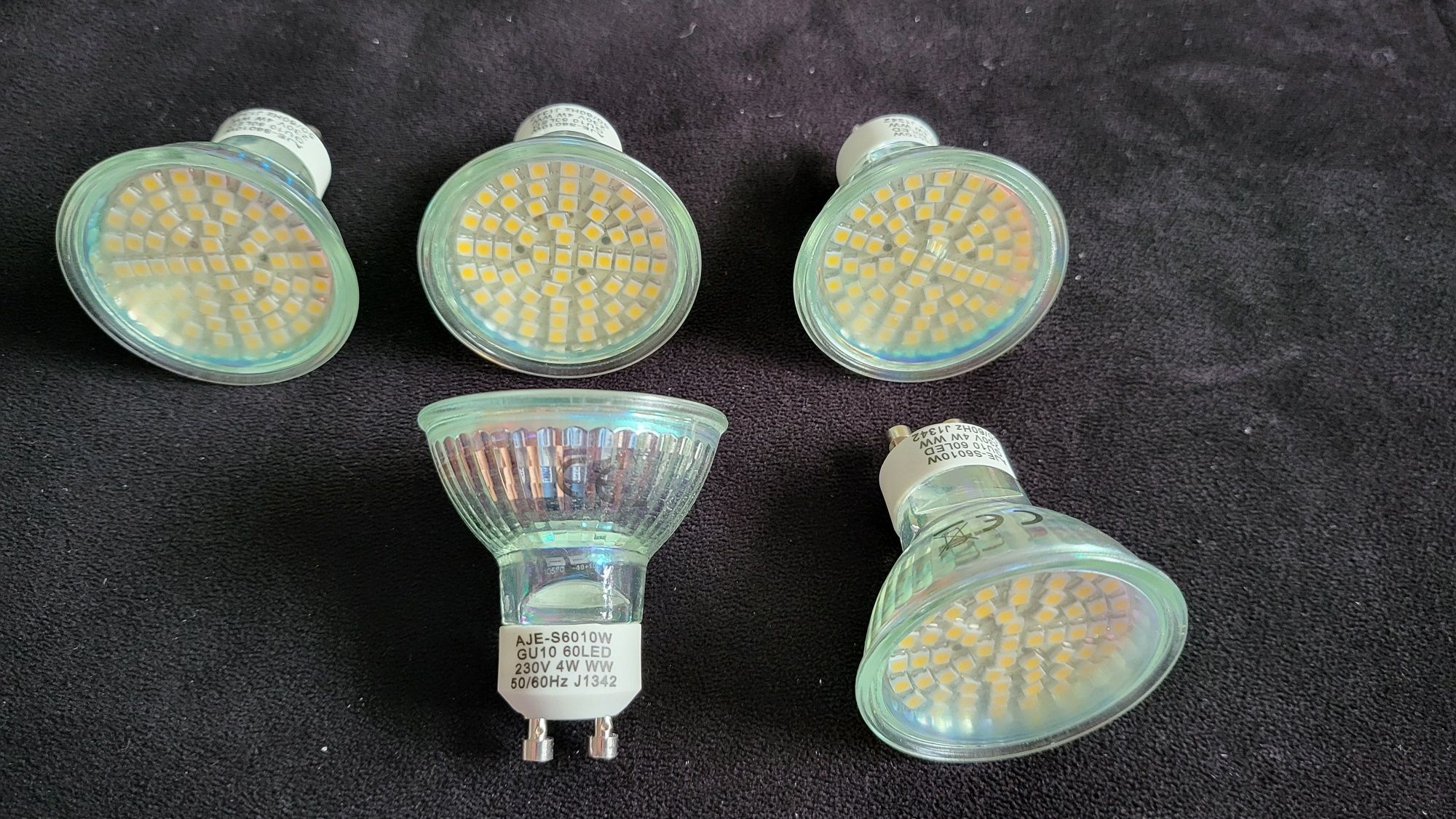 Zestaw żarówek halogenów led GU10 230V 18 sztuk sprawne