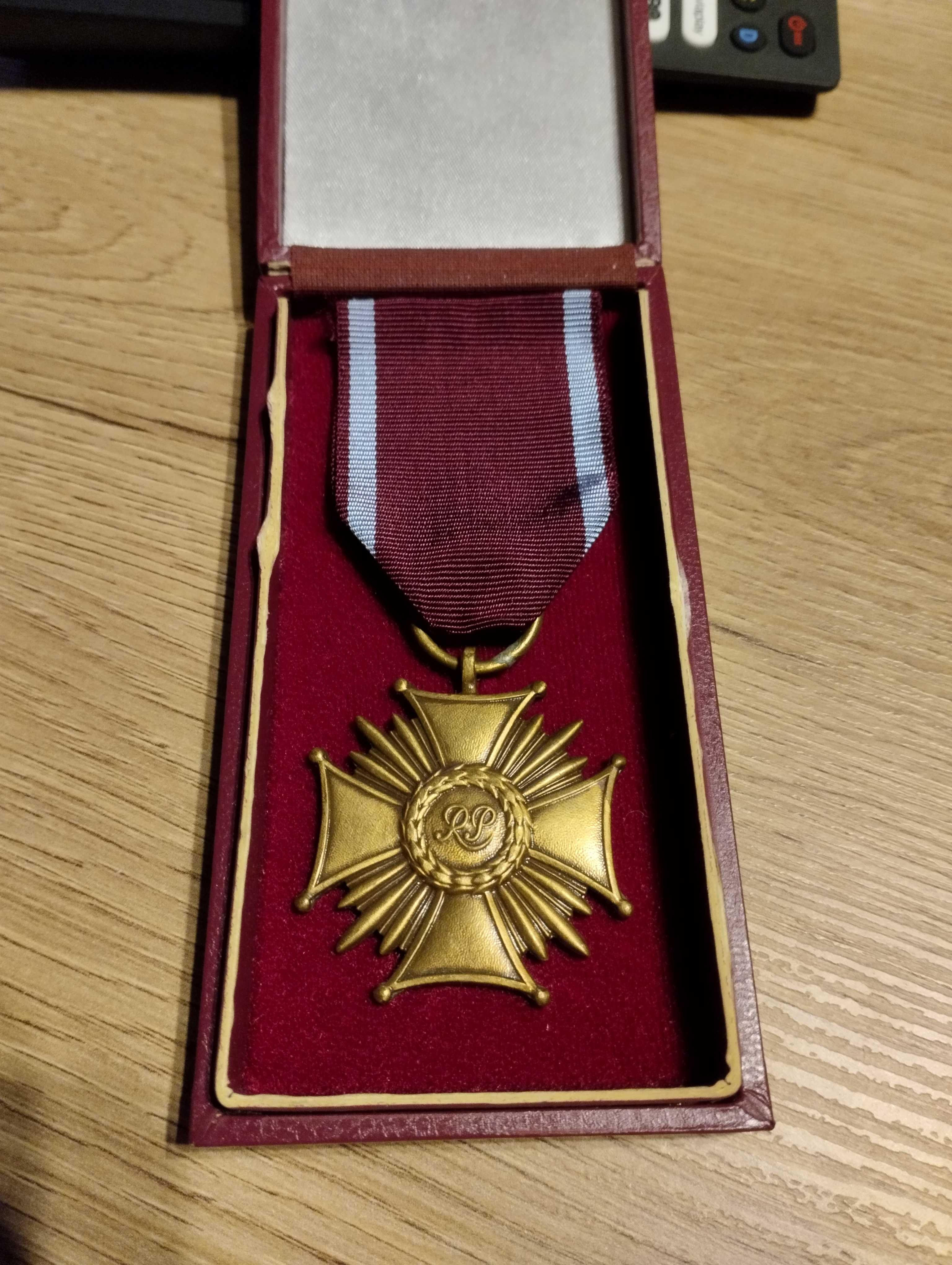 Brązowy Krzyż Zasługi III RP - obecny