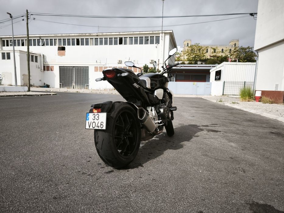 Honda cb1000r neo sports café plus