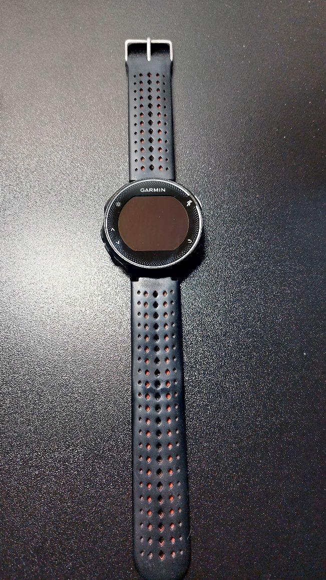 Garmin forerunner 230- stan idealny, zero rysek