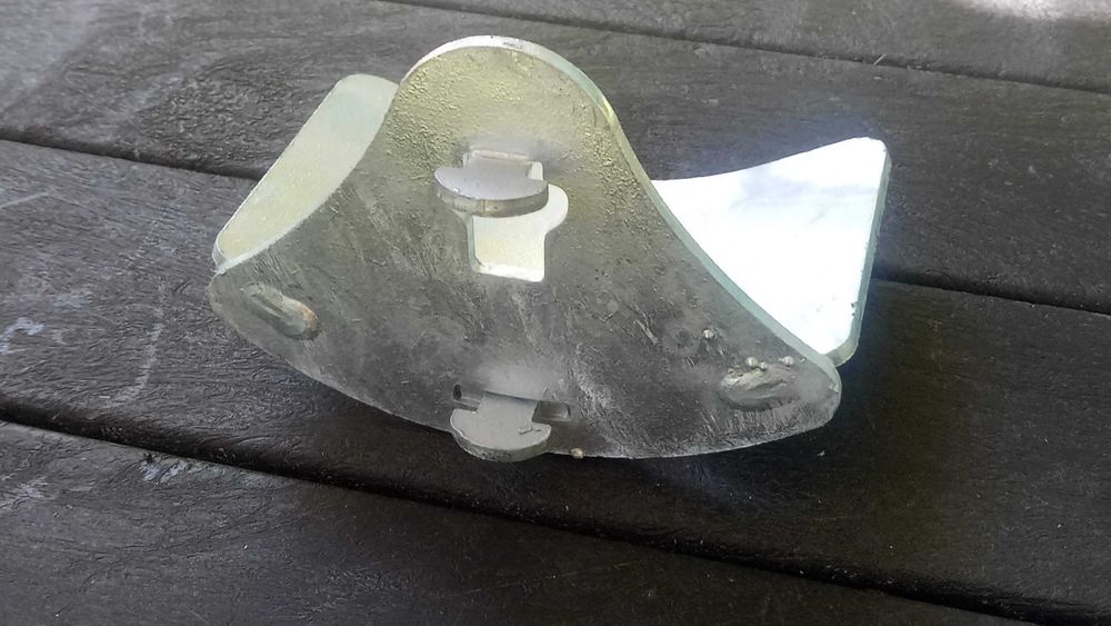 kłódka drągi skoki kłódka  przeszkody cavaletti stojaki treningowe