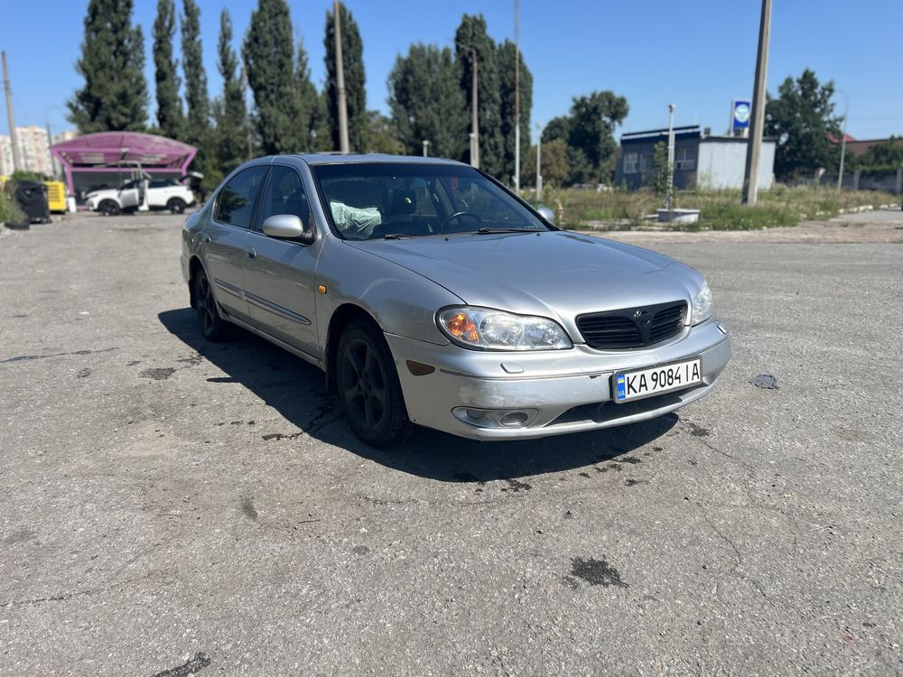 Nissan maxima 2000