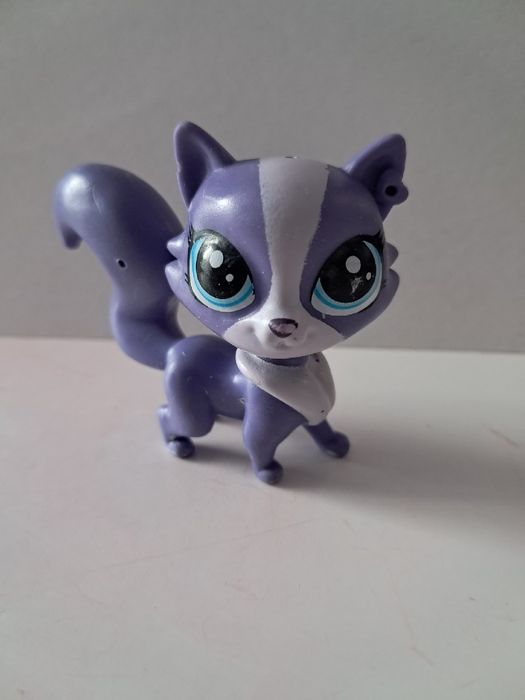 Littlest pet shop lps