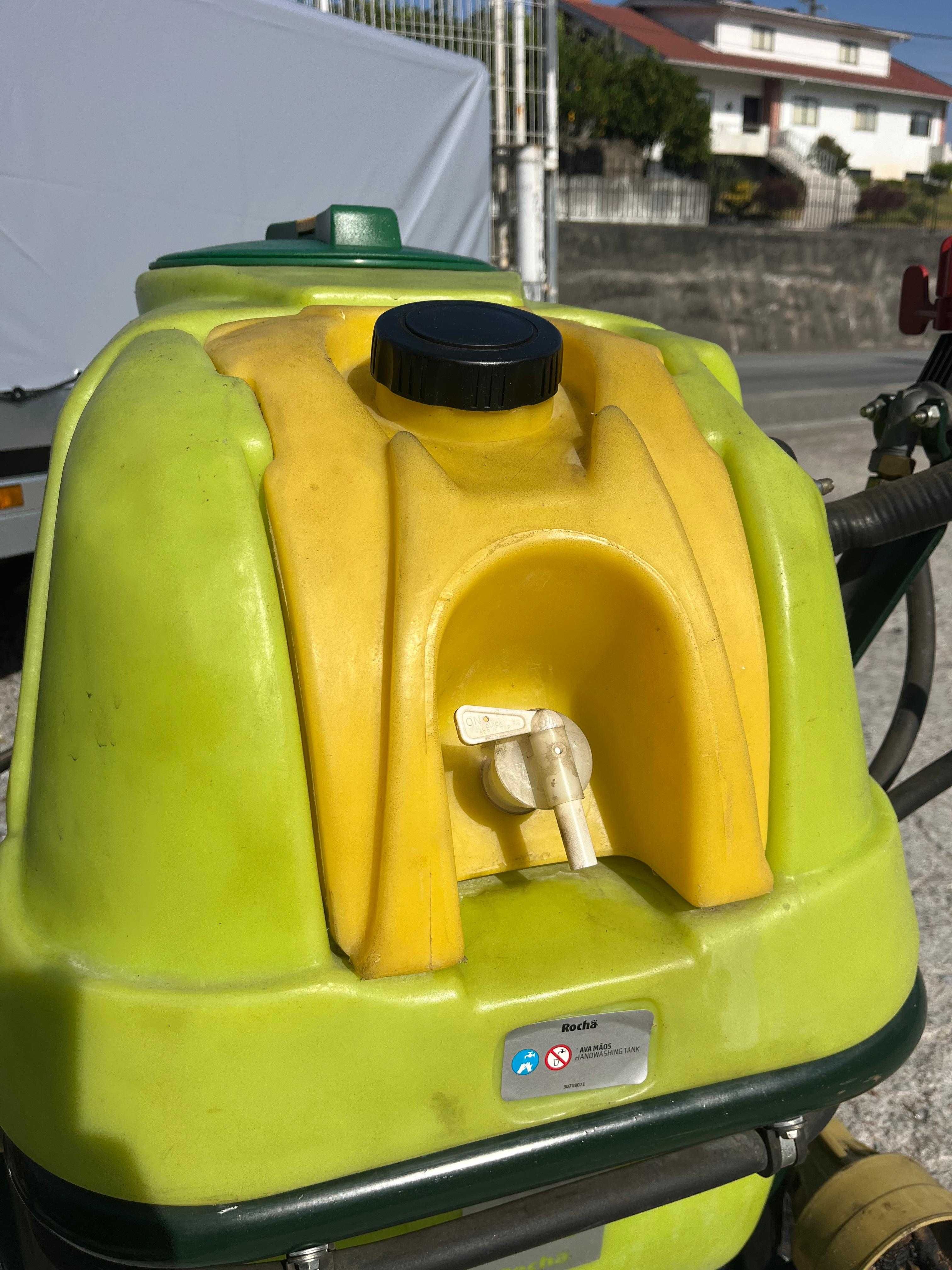 Pulverizador Rocha Elegance AP/ ALPHA 100L Usado