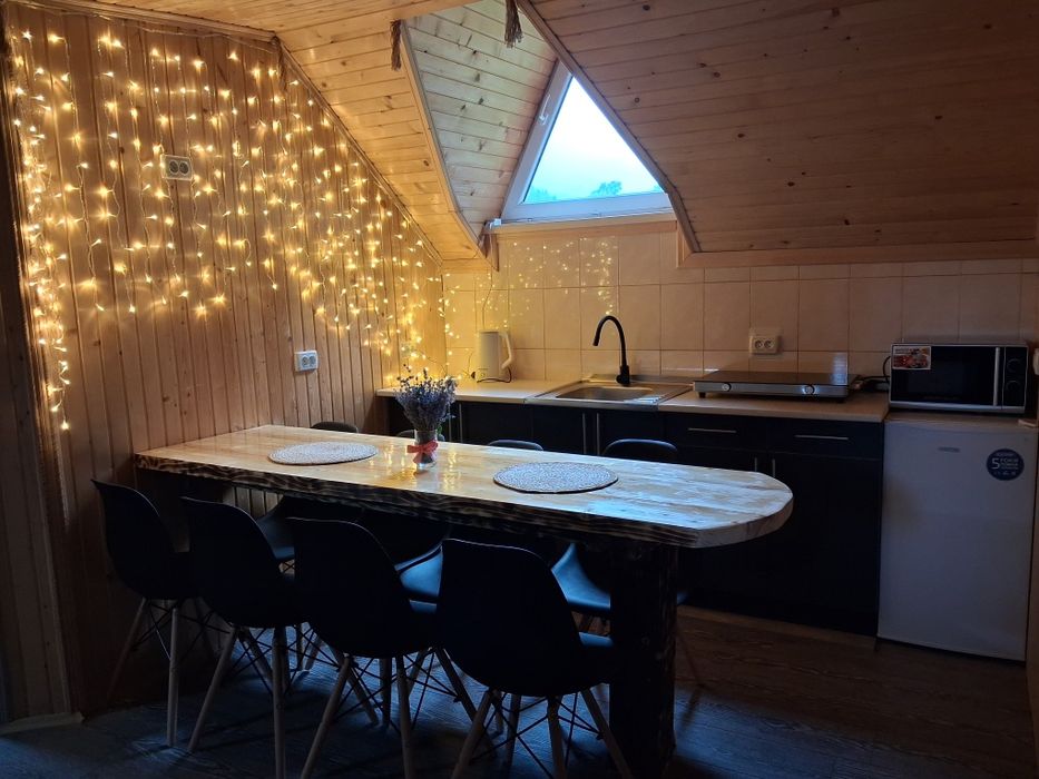 Відпочинок в Карпатах (Яремче) . Котедж в Карпатах "Затишний Куточок"