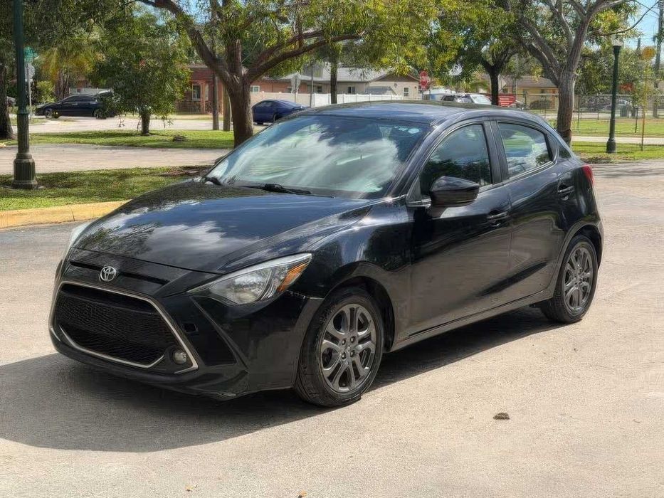 Toyota Yaris      2020