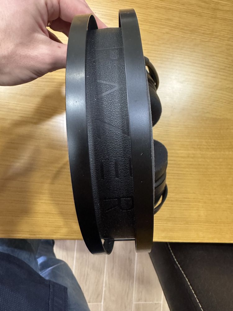 Auscultadores Gaming Wireless RAZER Nari Essential