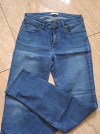 Jeansy Wrangler W28 L30 Slim