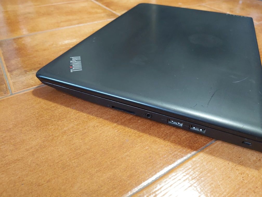 Portátil Lenovo Thinkpad E470 i5 c/ SSD