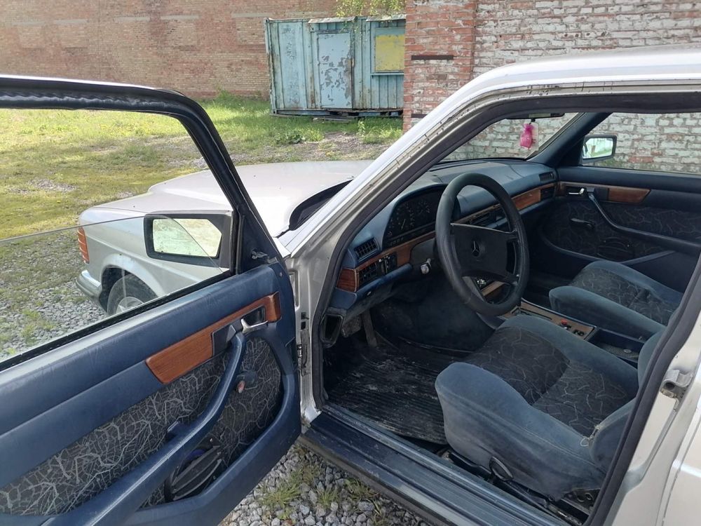 Мерседес w126 s300