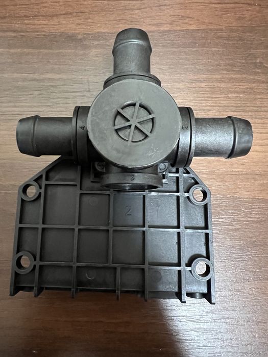 3-х 4-х Ходовой Клапан Системы Охлаждения Tesla Model X S