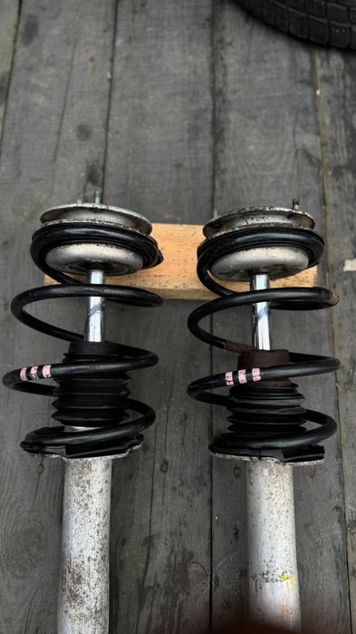 Стійки БМВ Е39 М57 SACHS оригінал розові мітки стойки стійки е39 бмв