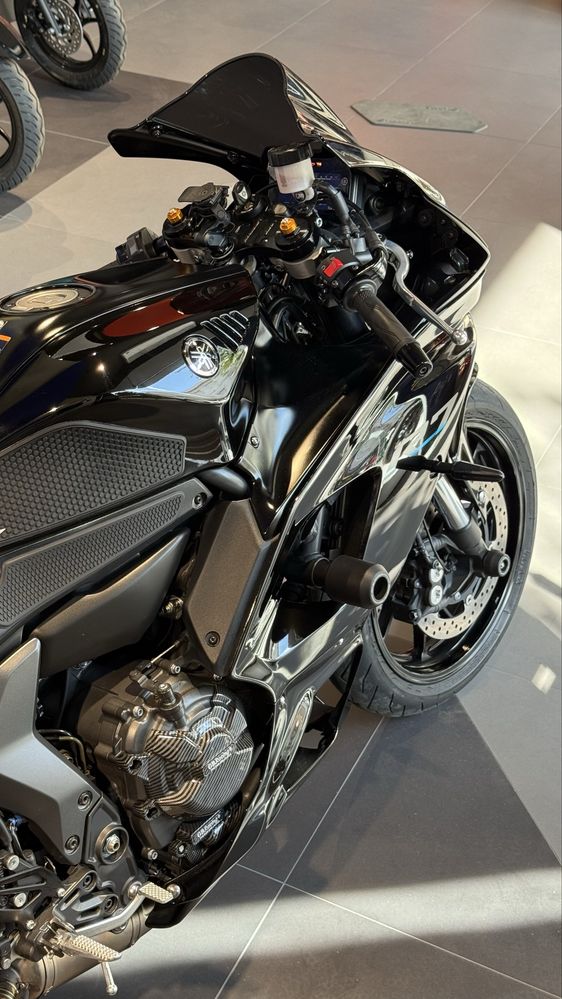 Yamaha R7 35kw full power