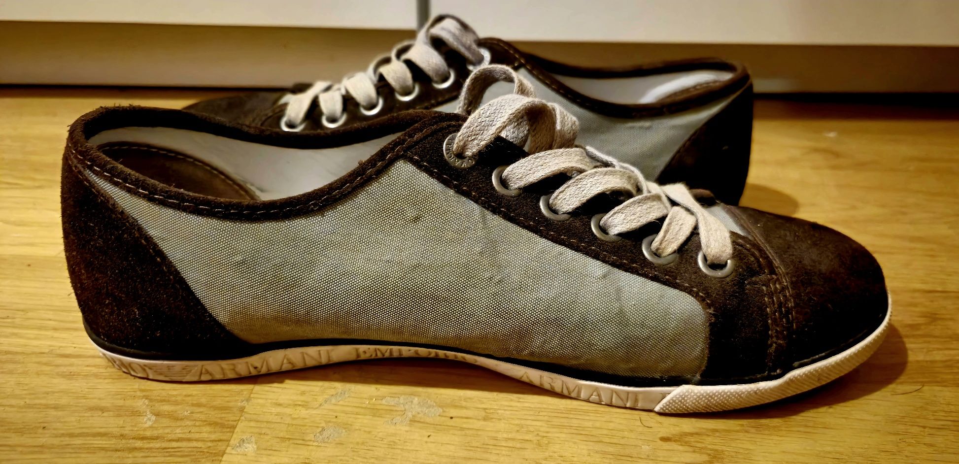 Tenis Armani Jeans cinza e cast. Tam 42