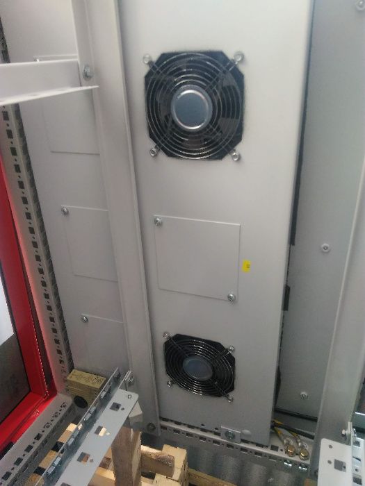 Szafa RACK Rackowa