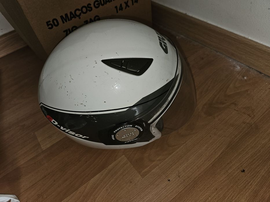 Capacete mota com viseira