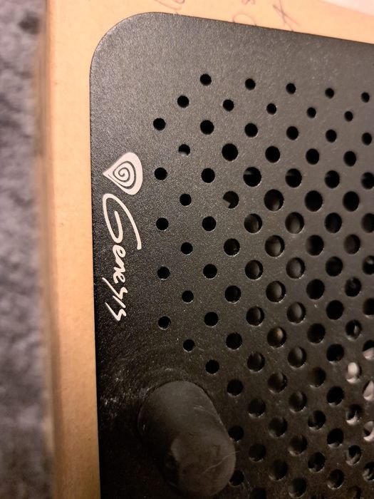 Podstawka chłodząca Genesis Oxid 550