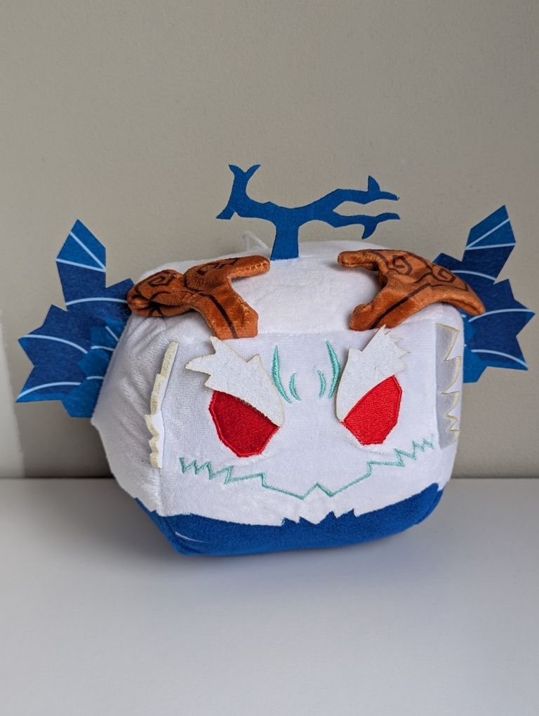 Yeti, Dragon, Kitsune.  Йеті, Дракон, Кіцуне. Blox Fruits Roblox. Єті.