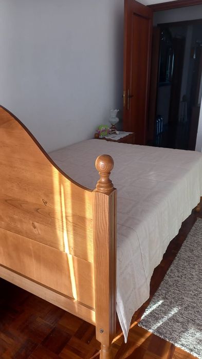 Vendo mobília de quarto solteiro