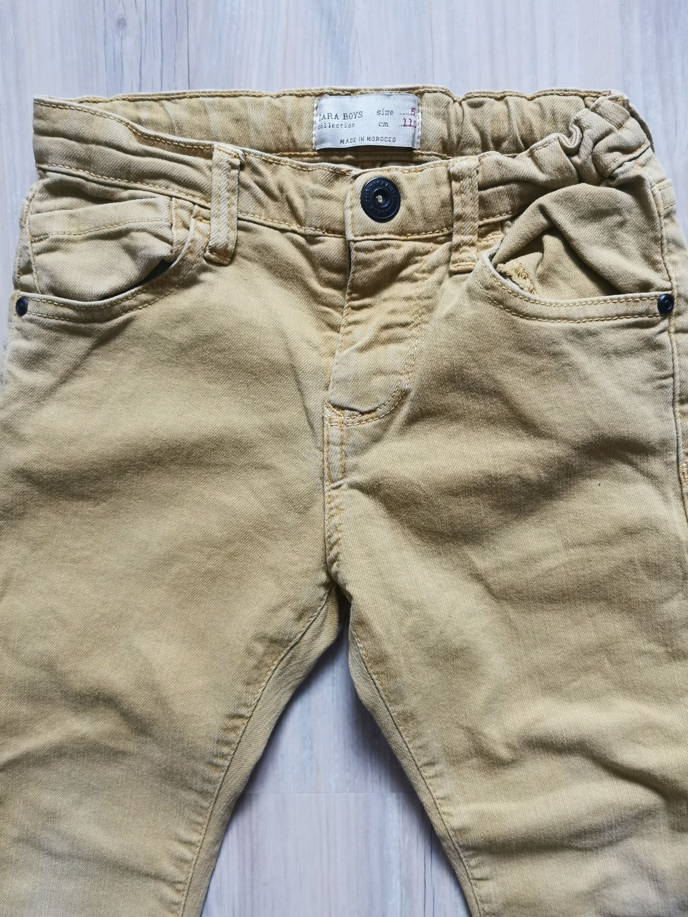 Spodnie jeansowe Zara r. 110