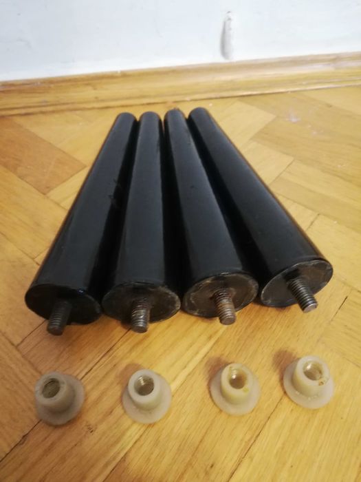 Stare nogi stożkowe od komody z epoki PRL