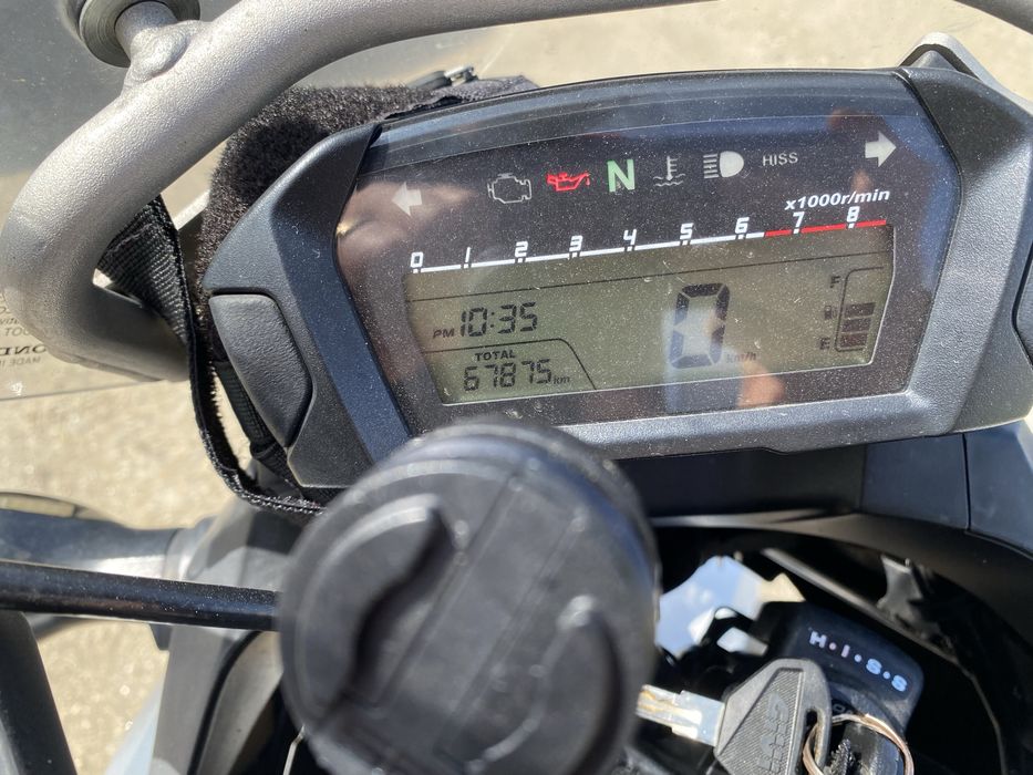 Honda NC 700x muito bem estimada e economica.