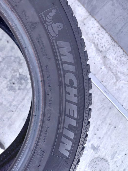 Резина зимова. 205/55/16 Michelin Alpin 5 (арт.0410)